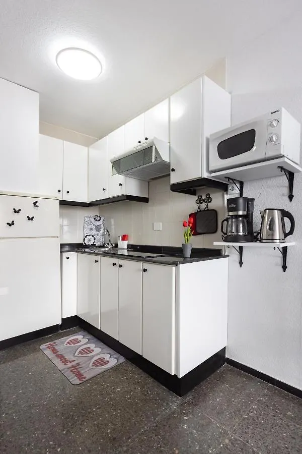 Home2Book Candemar Ocean View كانديلاريا